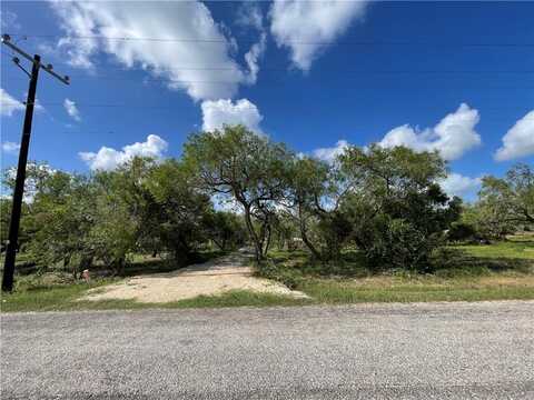 12382 Villarreal Street, Sinton, TX 78387