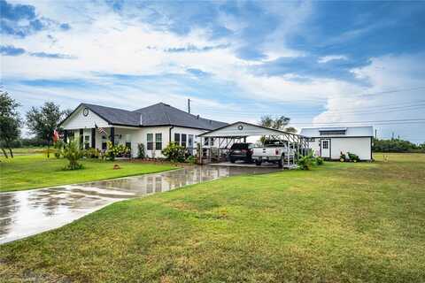 36 W Green Oak, Rockport, TX 78382