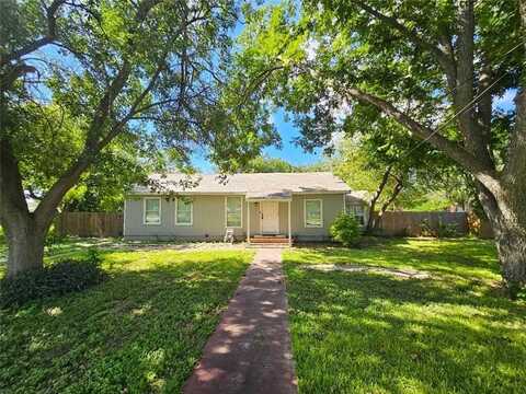 123 E Martindale Street, Seguin, TX 78155