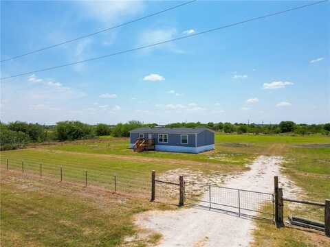 553 Jennifer Loop, Orange Grove, TX 78372