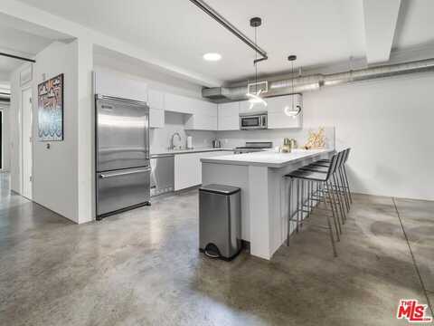 1046 Princeton Dr, Marina Del Rey, CA 90292