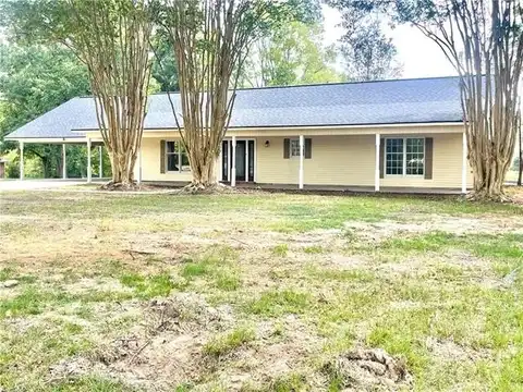 892 E SPRING BAYOU RD Road, Marksville, LA 71351