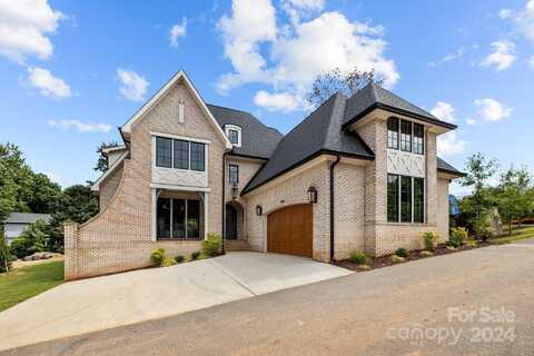 7004 Chateau Bordeaux Lane, Charlotte, NC 28270