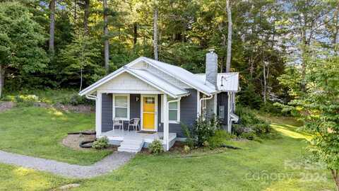 15 Old Fort Road, Fairview, NC 28730