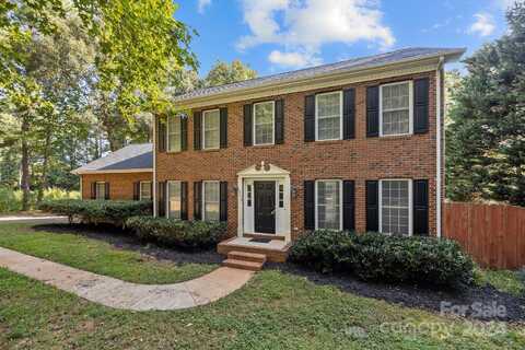 9316 Horseshoe Bend Drive, Charlotte, NC 28215