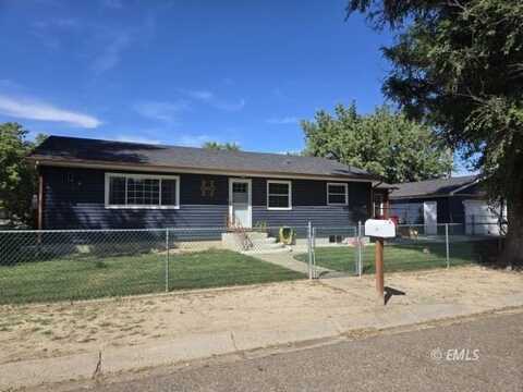 1703 Brisbin St, Miles City, MT 59301