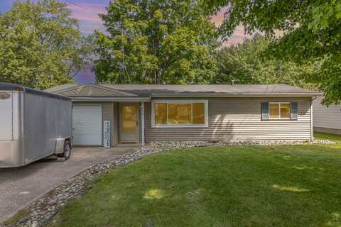 1246 Long Point Drive, Houghton Lake, MI 48629