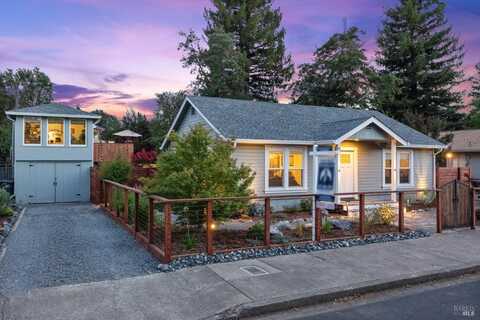 53 E San Francisco Avenue, Willits, CA 95490