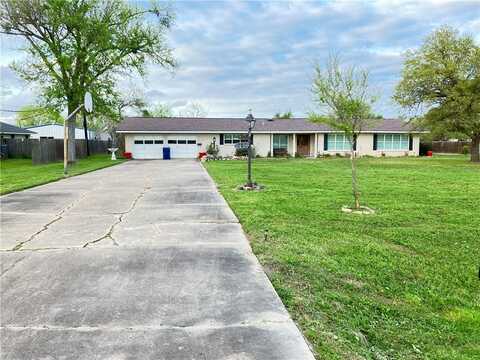 308 W Houston Street, Refugio, TX 78377