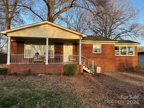 104 Huss Street, Lincolnton, NC 28092