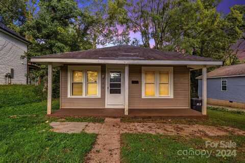 4229 Plato Circle, Charlotte, NC 28208