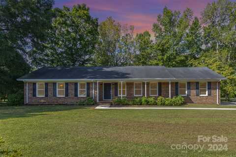 2501 Wedgewood Drive, Salisbury, NC 28146