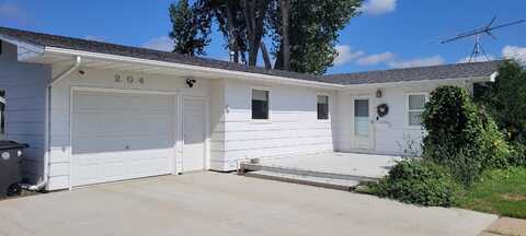 204 2nd Street, Surrey, ND 58785