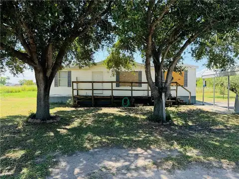 5389 Riverview Drive, Robstown, TX 78380