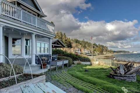 Rockaway Beach, BAINBRIDGE ISLAND, WA 98110