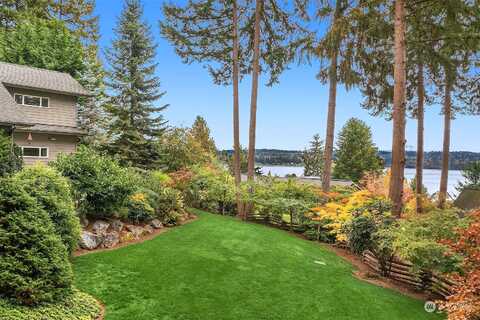 101St, VASHON, WA 98070