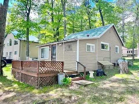 N Lake Shore Drive 3, Couderay, WI 54843