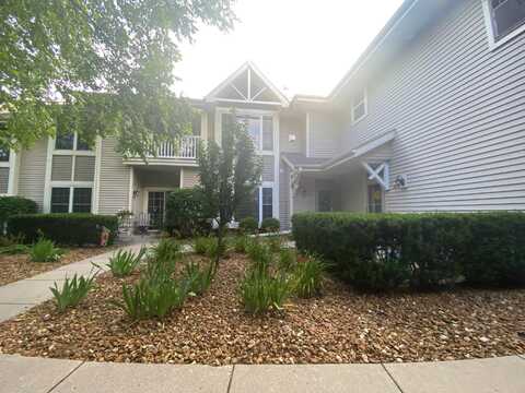 Walnut Ln, Unit 31, Cudahy, WI 53110