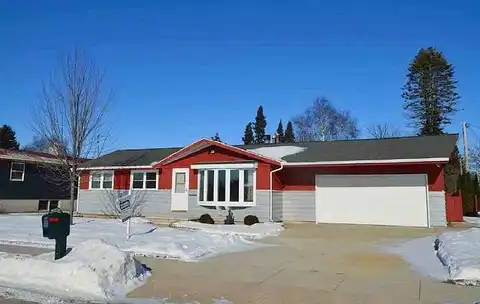 36Th, TWO RIVERS, WI 54241