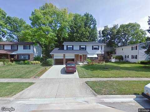 Martha, GROVE CITY, OH 43123