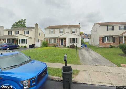 Greenbriar, HAVERTOWN, PA 19083