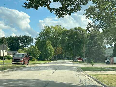 Longmeadow, HANOVER PARK, IL 60133