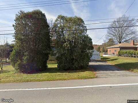 Shenango Rd, BEAVER FALLS, PA 15010