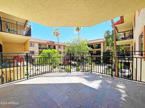 10330 W Thunderbird Boulevard, Sun City, AZ 85351