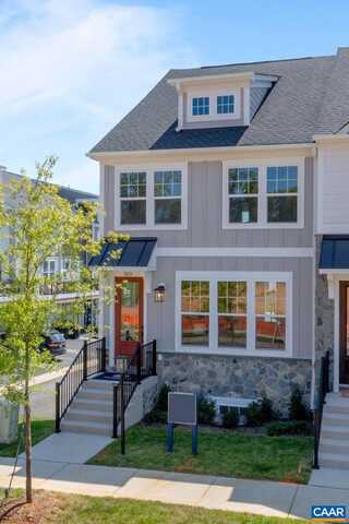 805 PARK RIDGE DR, CROZET, VA 22932