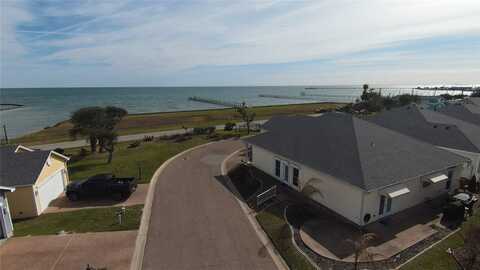 44 Primrose Drive, Rockport, TX 78382