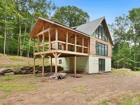 2731 County Route 10, Ashland, NY 12407