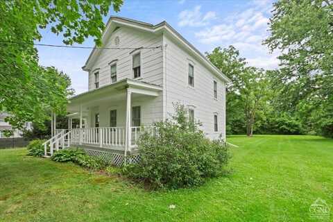 11 Footbridge Road, Stockport, NY 12050