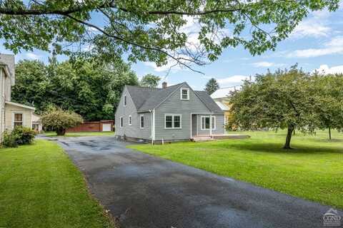 146 Hudson Avenue, Chatham, NY 12075