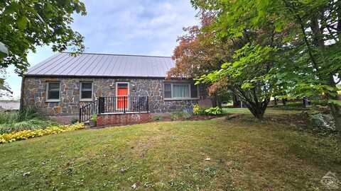 2727 County Route 8, Elizaville, NY 12523