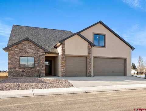 3305 Peregrine Loop, Montrose, CO 81401