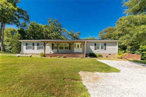 174 Little Pine Drive, Smyrna, SC 29743