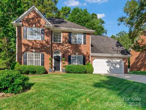 2811 Bathgate Lane, Matthews, NC 28105