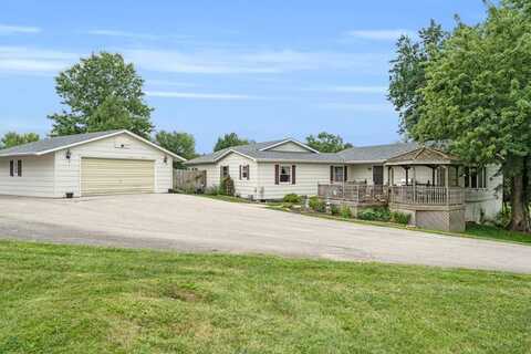 3134 Highway 14 Highway N, Newton, IA 50208