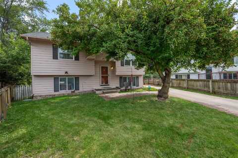 1929 E Lacona Avenue, Des Moines, IA 50320