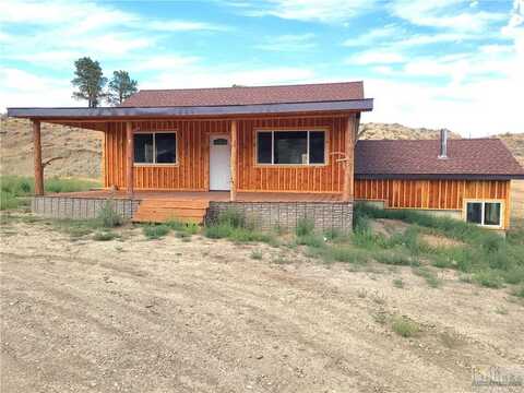 84 Snowflake ROAD, Roundup, MT 59072