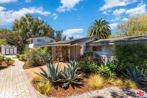 28847 Bison Ct, Malibu, CA 90265