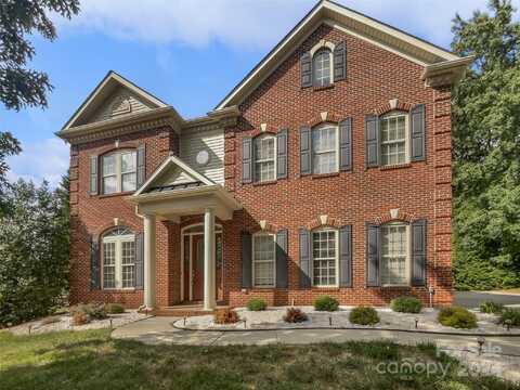 7905 Rousham Court, Waxhaw, NC 28173