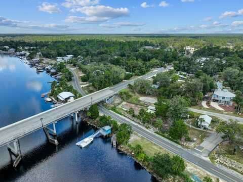 1004 Riverside Dr, Steinhatchee, FL 32359