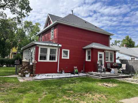 101 SE 10th Avenue, Aberdeen, SD 57401