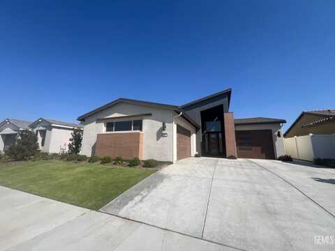 14822 Pemberley Passage Avenue, Bakersfield, CA 93311