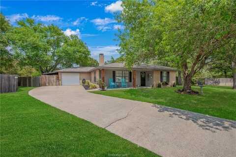 3211 Chapel Court, Bryan, TX 77803