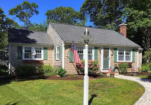 47 Nauhaught Road, South Yarmouth, MA 02664