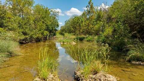 14 Vintners Way, Fredericksburg, TX 78624