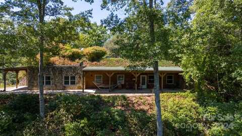 232 Franklin Crest Road, Spruce Pine, NC 28777