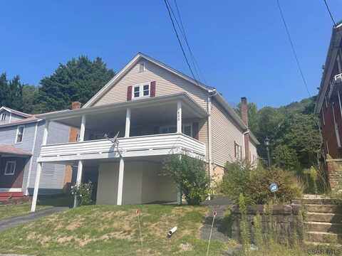 633 Portage Street, South Fork, PA 15956